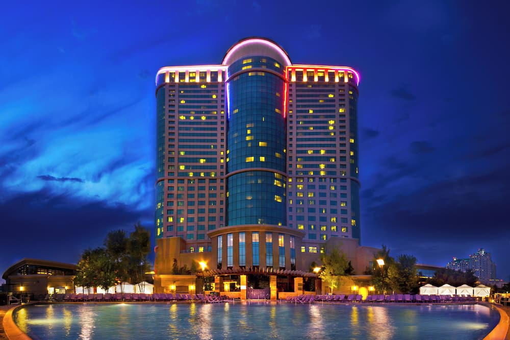 The Fox Tower at Foxwoods