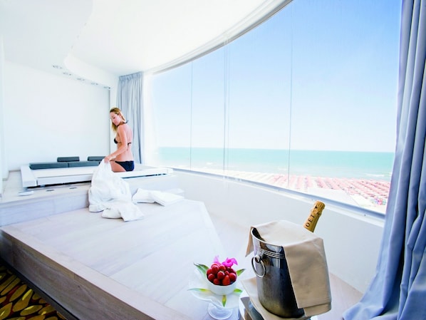 Junior Suite, Jetted Tub | Room amenity