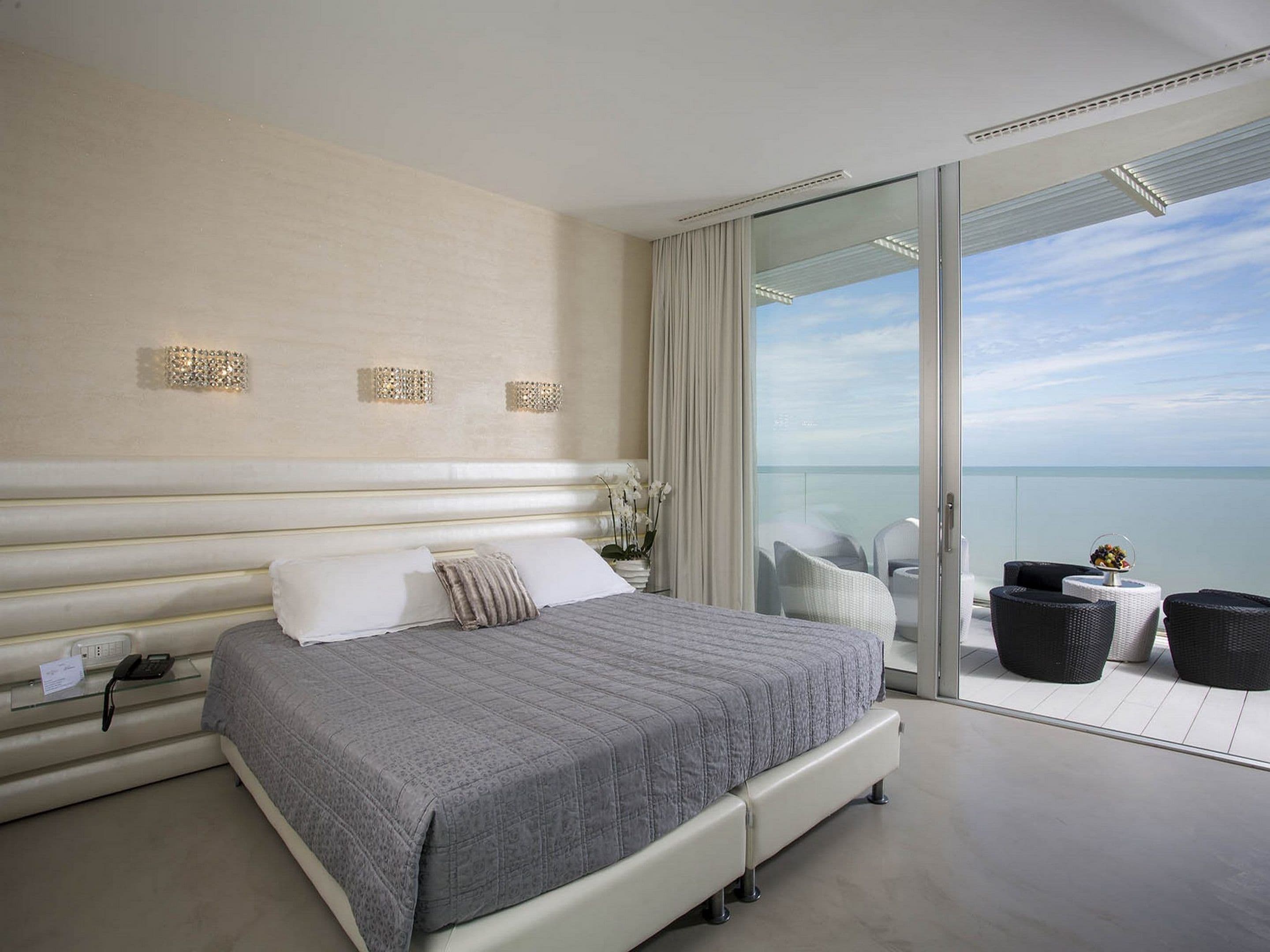 Penthouse, 2 Bedrooms | Minibar, in-room safe, soundproofing, free WiFi