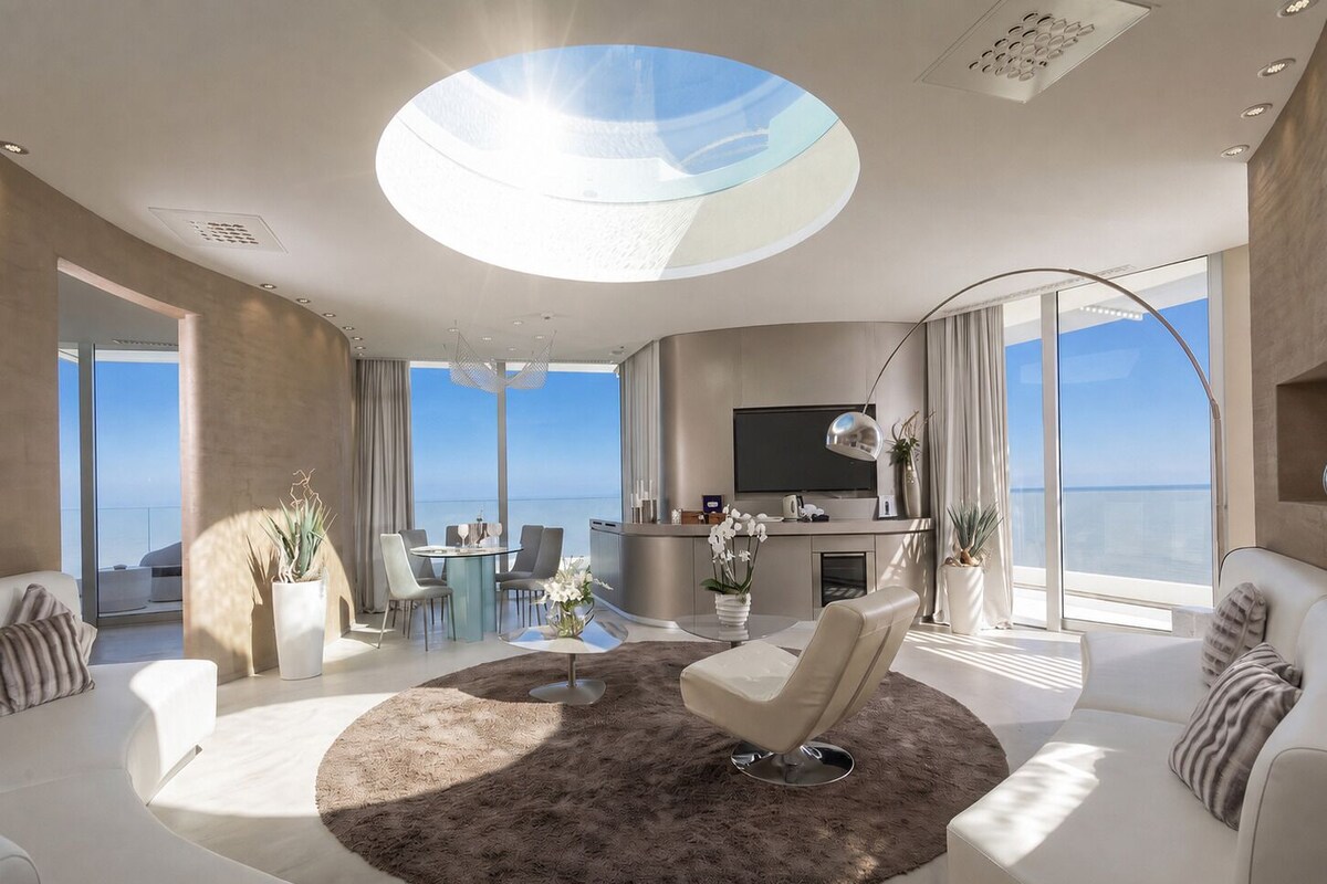 Penthouse, 2 Bedrooms | Minibar, in-room safe, soundproofing, WiFi (free)