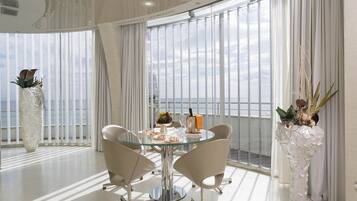 Suite Luxe, 2 chambres, vue mer (4 Pax)