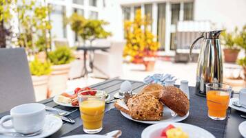 Tägliches inbegriffenes Frühstücksbuffet