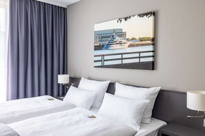 Schreibtisch, schallisolierte Zimmer, kostenloses WLAN