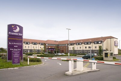 Premier Inn Heathrow Airport - M4/J4