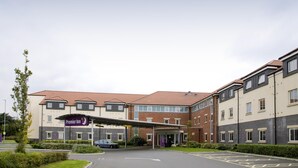 Unclassified image, 5 of 25, button - Premier Inn Heathrow Airport - M4/J4 (Hayes)