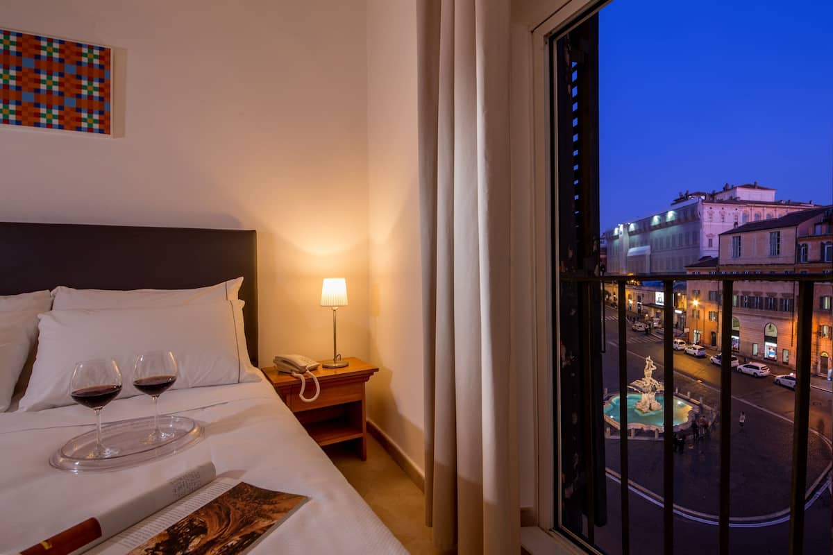 Double Room Single Use (no elevator)