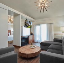 Premier Suite, 1 King Bed