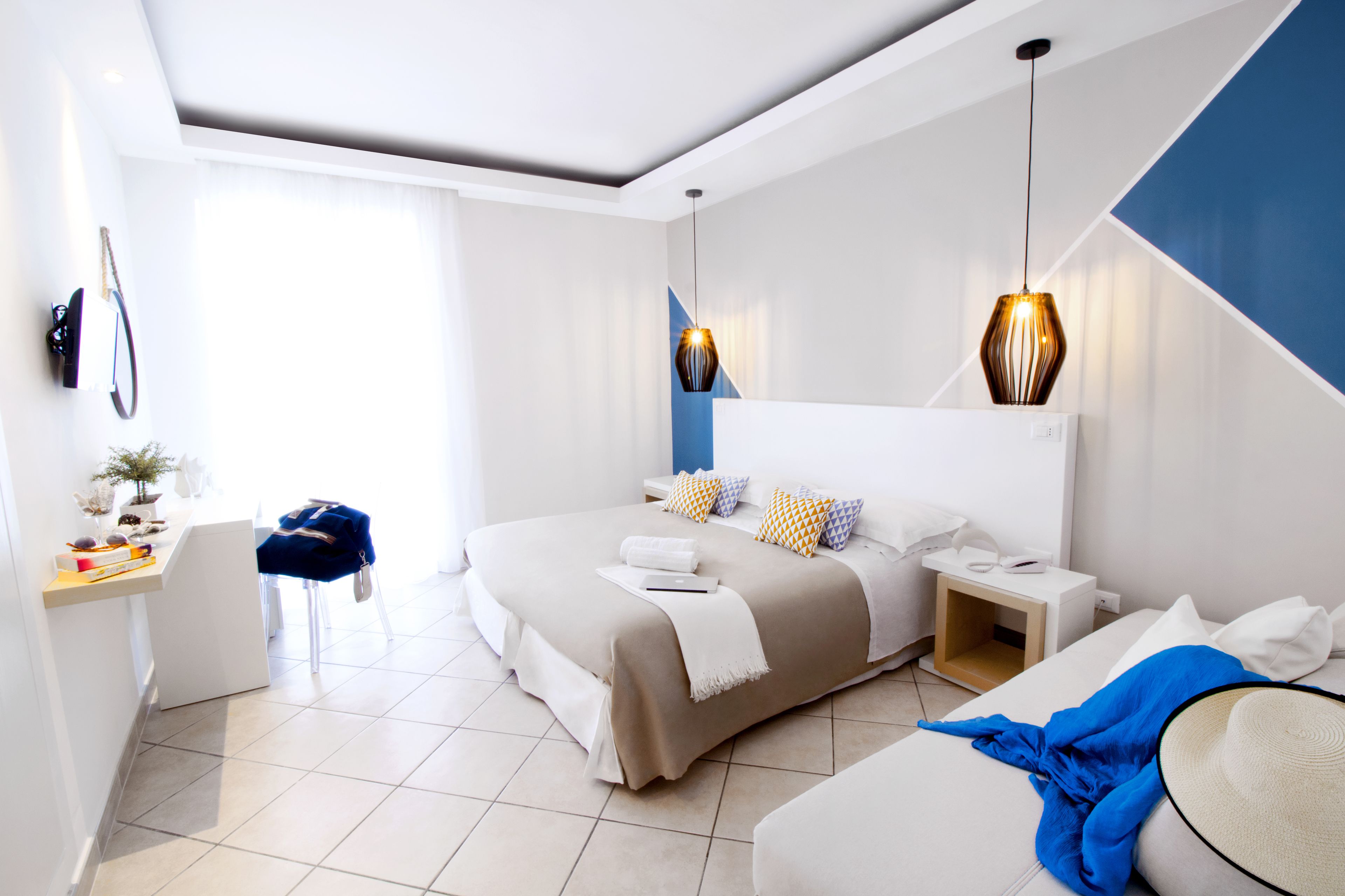 triple room | 1 bedroom, premium bedding, down duvets, minibar