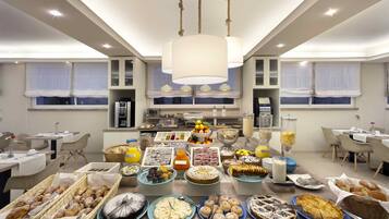 Free daily self-serve breakfast
