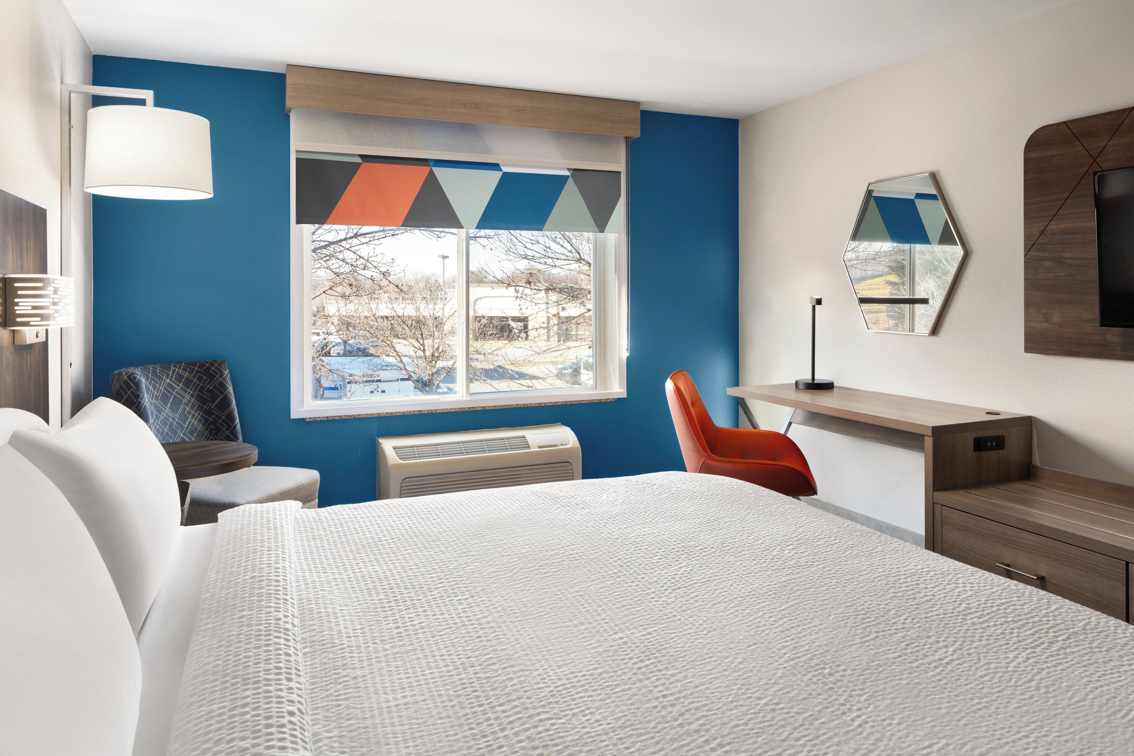 1 bedroom, desk, laptop workspace, blackout curtains