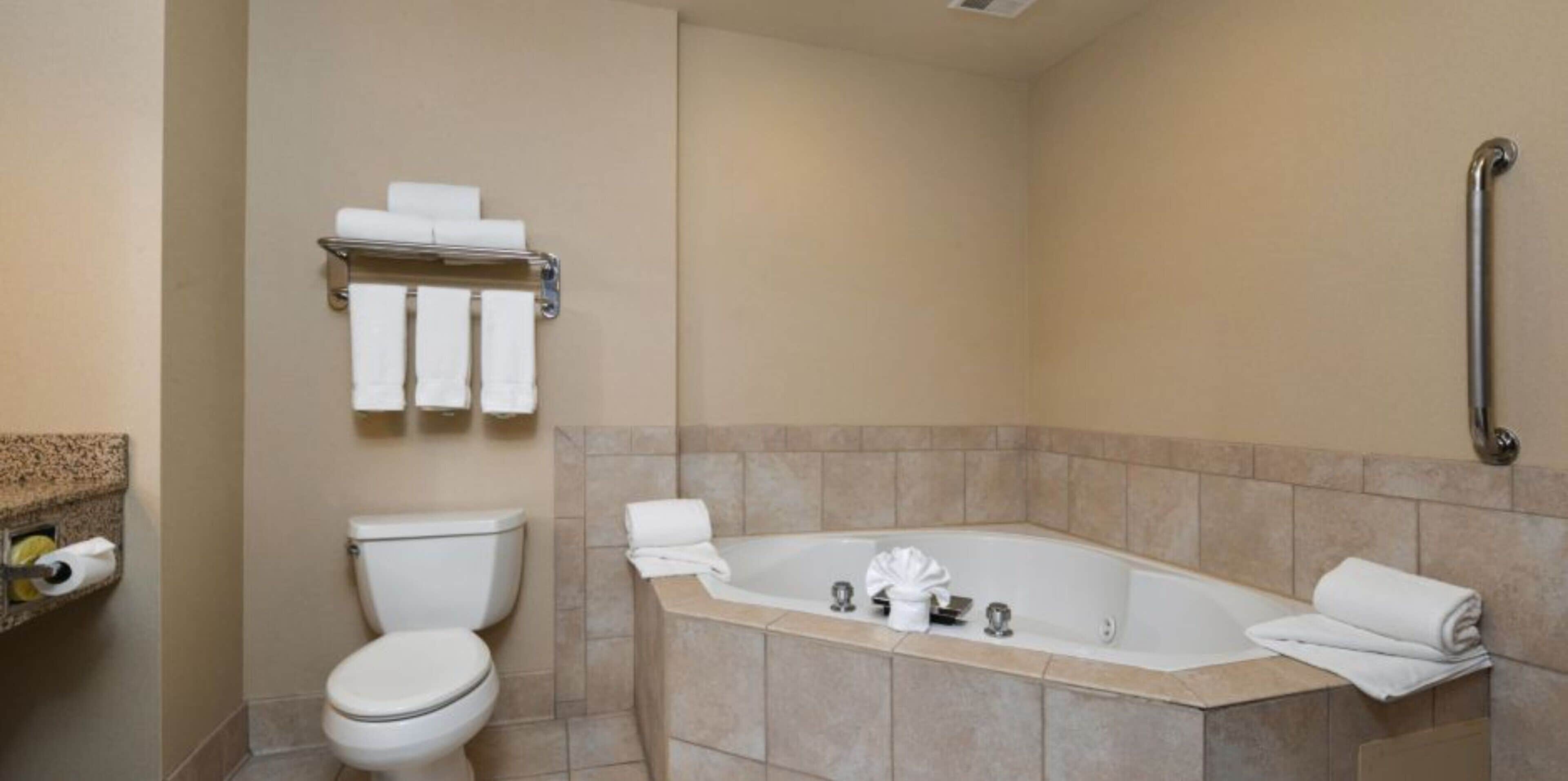 1 bedroom, desk, laptop workspace, blackout curtains