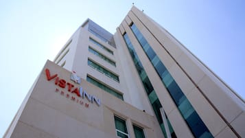 Mặt tiền nơi lưu trú