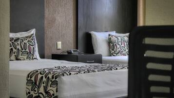 Pillowtop-bedden, een kluis op de kamer, individueel gedecoreerd