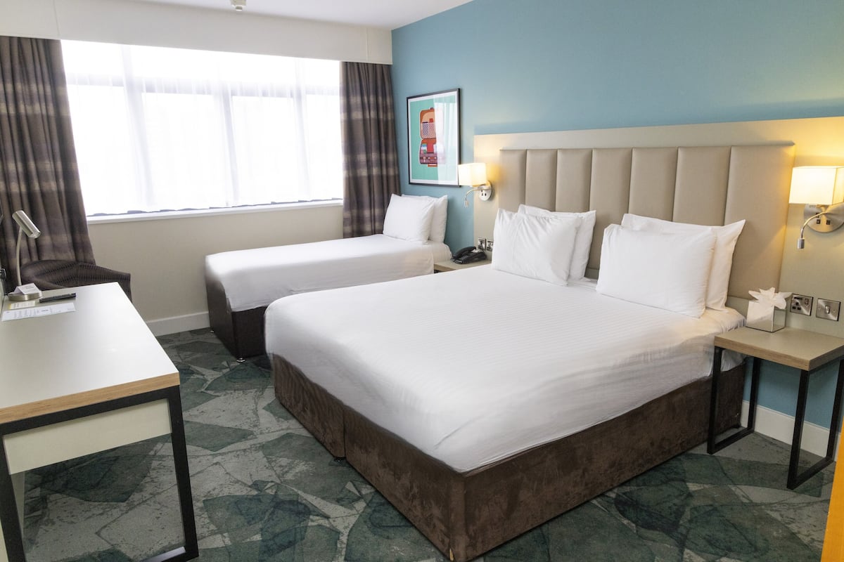 1 bedroom, in-room safe, desk, iron/ironing board