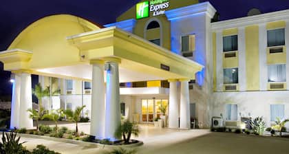 Holiday Inn Express Hotel and Suites of Falfurrias by IHG
