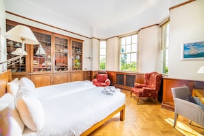 Feature Double or Twin Room | Iron/ironing board, free WiFi, bed sheets - Pelham House (Lewes)
