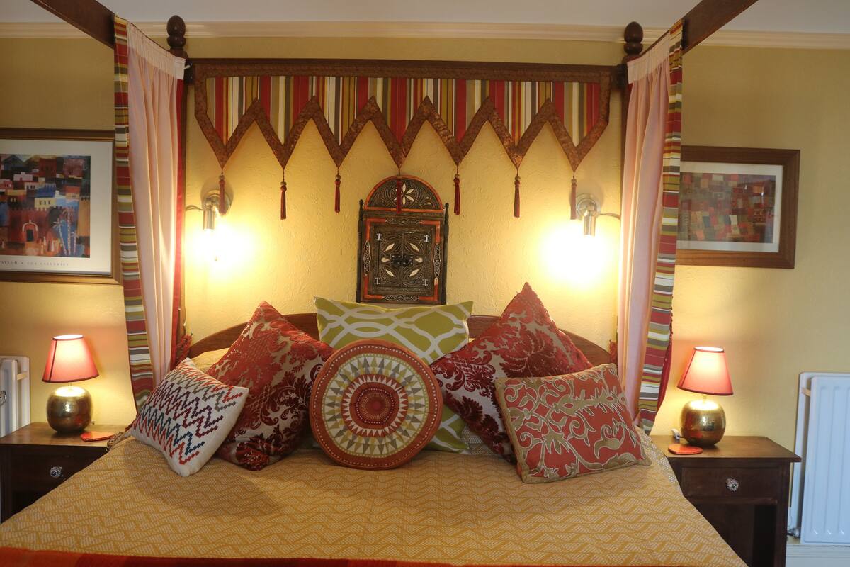 Double Room, Ensuite (Four Poster)