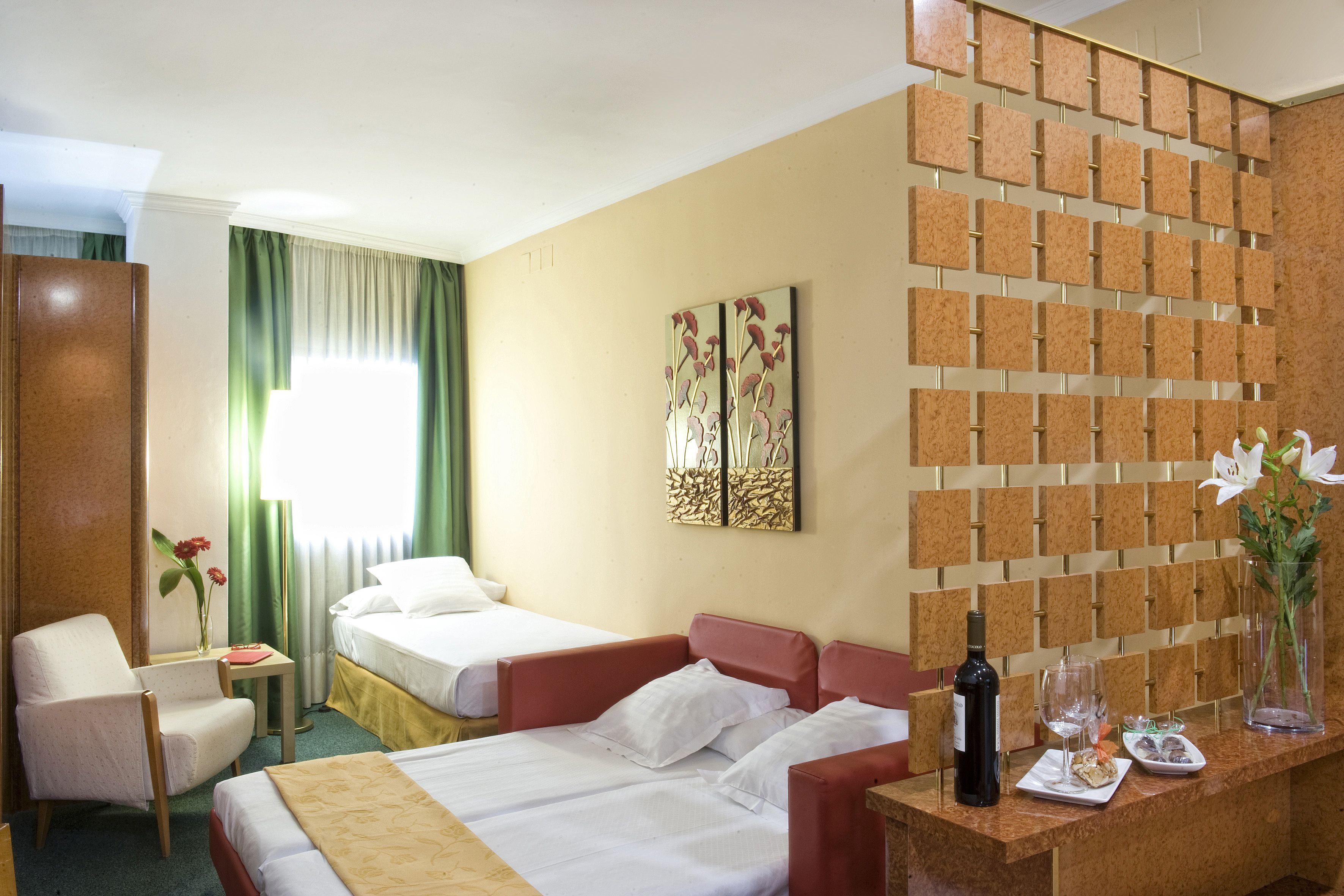 Photo - Acacia Suite