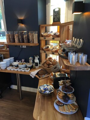 Buffet - guestified. BARBAROSSA Hotel (Ratingen)
