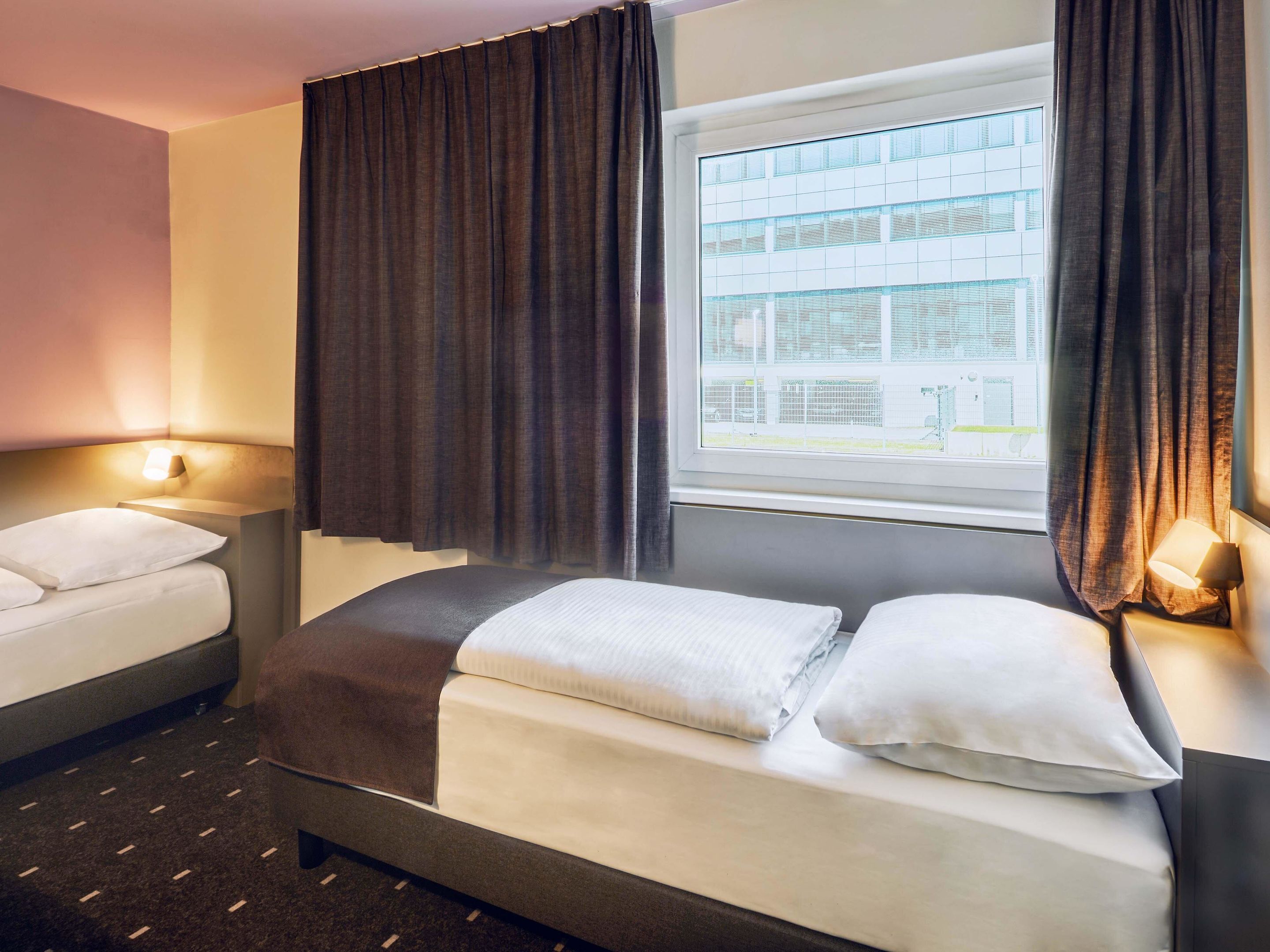 Photo - B&B HOTEL Frankfurt-Niederrad