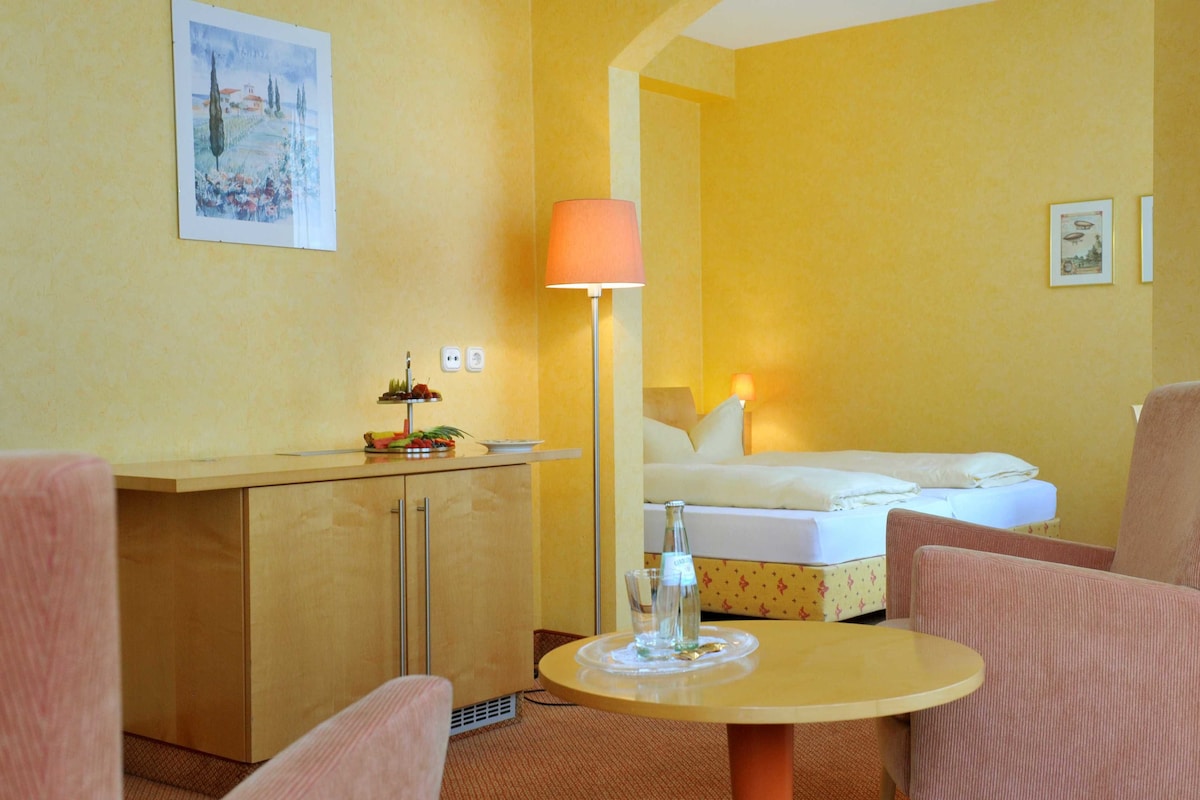 Suite | Premium bedding, minibar, in-room safe, desk