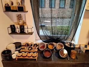 Daily buffet breakfast for a fee - City Hotel Storch (Cologne)