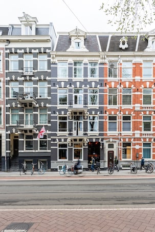 Fassade der Unterkunft. Weber Hotel