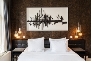 Basic Studio | Iron/ironing board, free WiFi, bed sheets - Weber Hotel (Amsterdam)