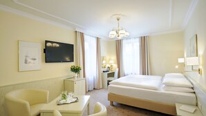 Bộ đồ giường kháng dị ứng, nệm Select Comfort, minibar 