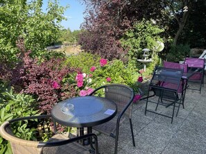 Coffee shop - TourHôtel (La Chaussee-Saint-Victor)