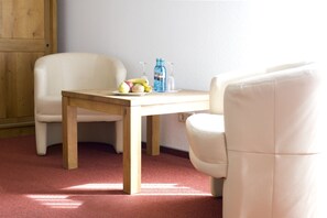 Twin Room | Living area