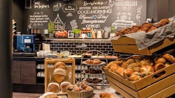 Se ofrece un desayuno continental entre semana (por un coste adicional)