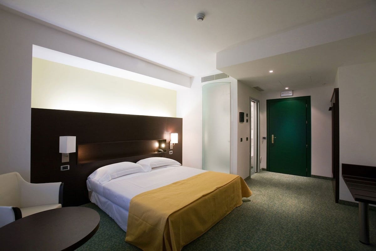 1 bedroom, minibar, in-room safe, individually furnished