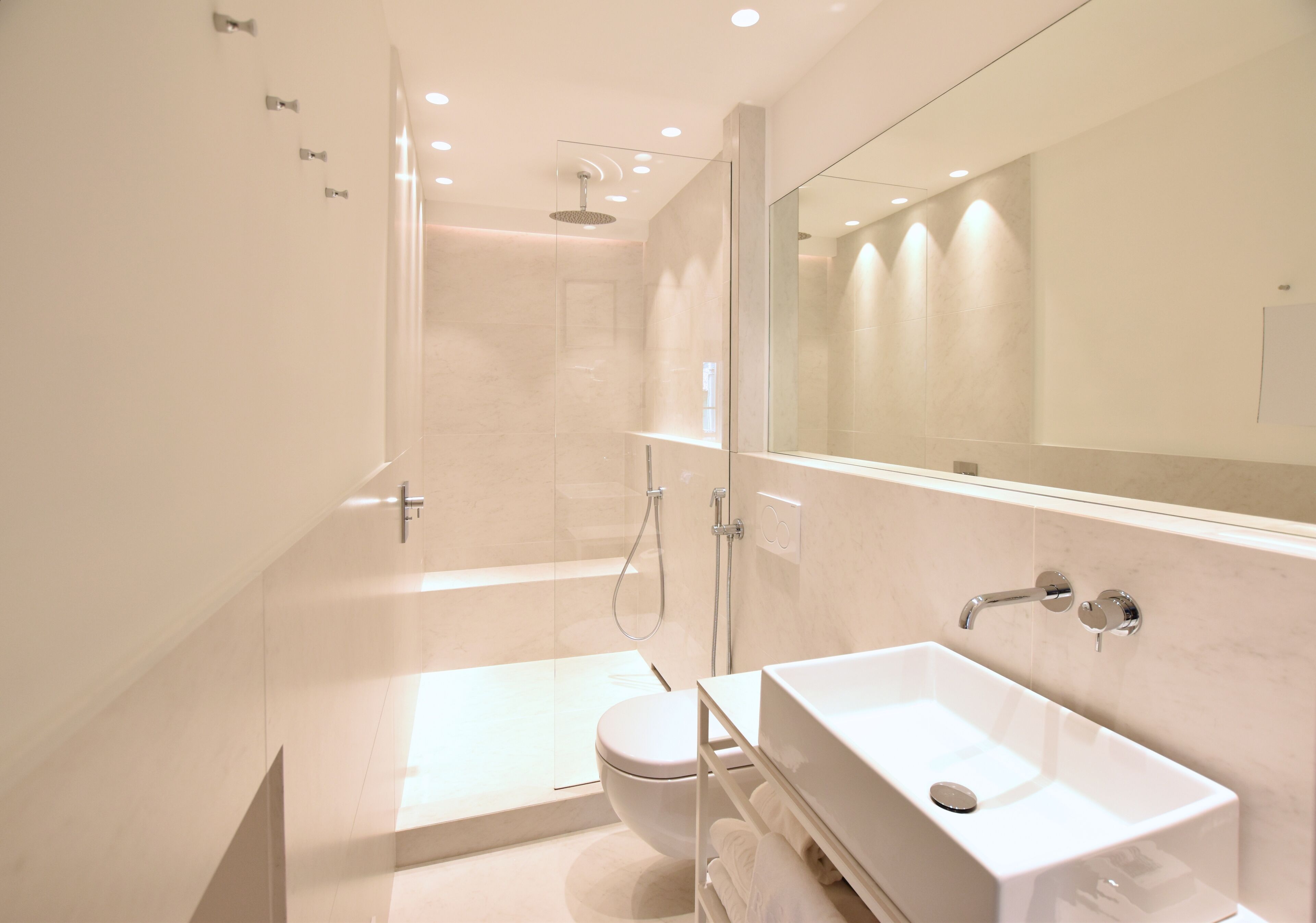 apartment, 1 bedroom, terrace, annex building (dependance suite terrace) | bathroom | shower, free toiletries, hair dryer, bidet