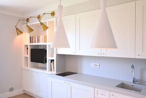 Apartment, 1 Bedroom, Annex Building (Dependance Suite Bianca) | Living area | 32-inch LED TV with satellite channels, TV - Hotel Rivalago (Sulzano)