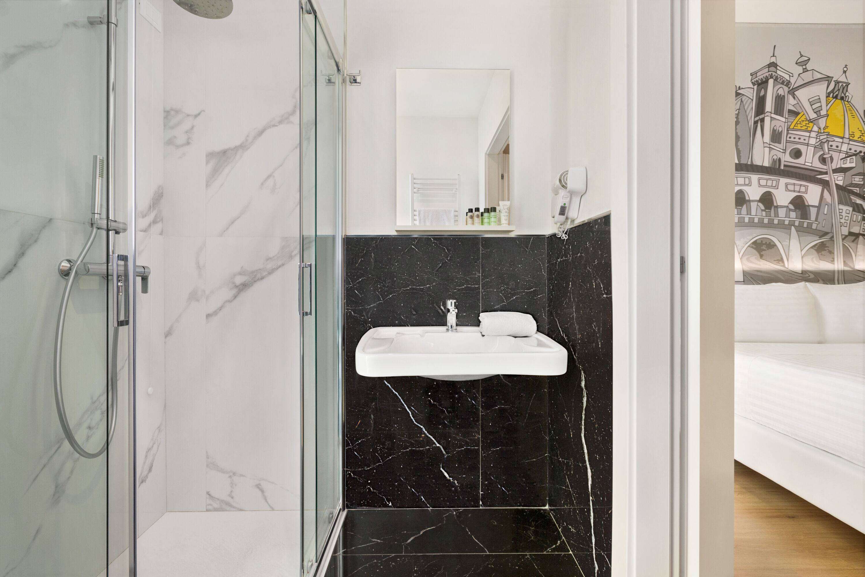 room, 1 double bed, accessible, non smoking | accessible bathroom