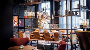 Bar (in der Unterkunft)