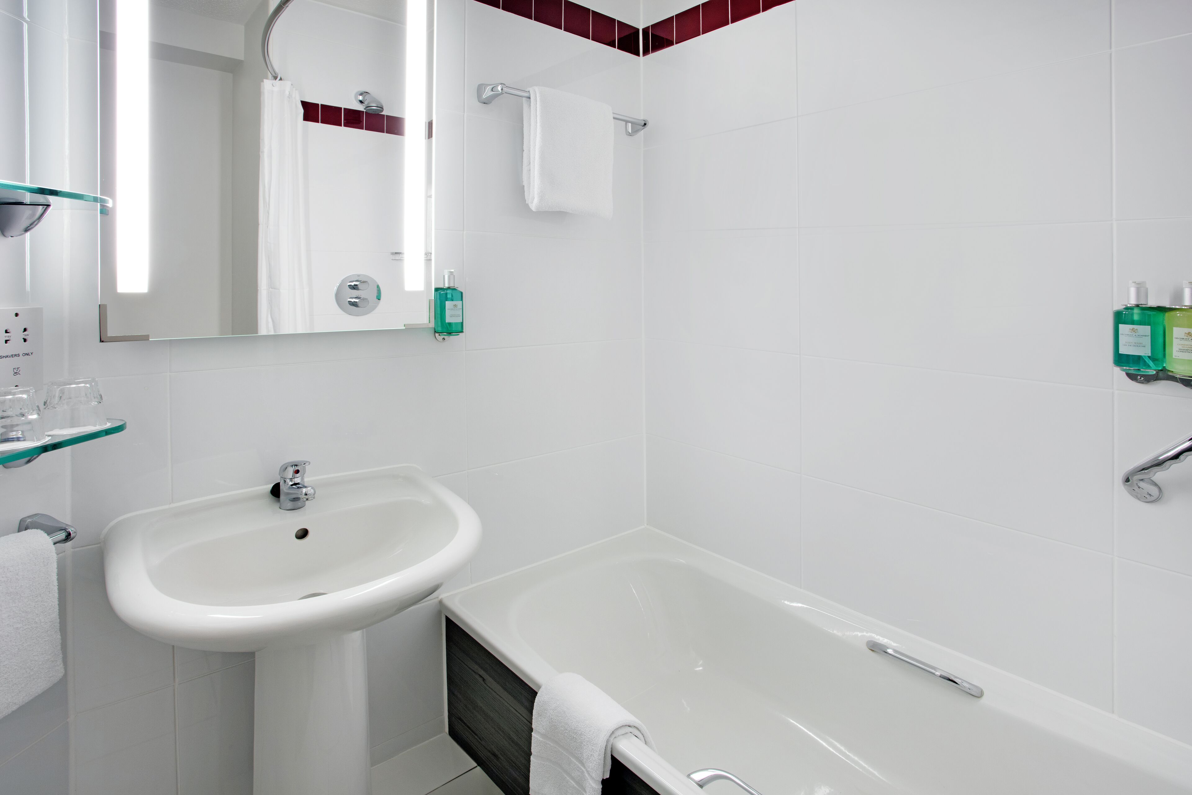 Photo - Leonardo Hotel Brighton