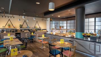 Daily buffet breakfast (GBP 16 per person)