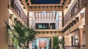 Fachada da propriedade