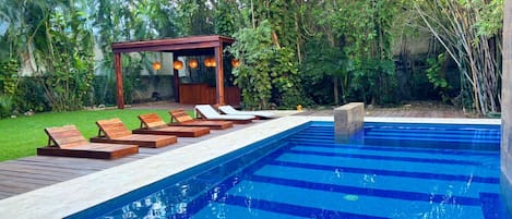 Udendørs pool, liggestole