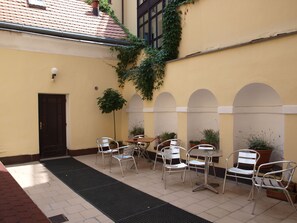 Terrace/patio - Hotel King George (Prague)