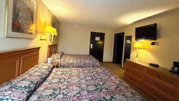 In-room safe, desk, iron/ironing board, free WiFi