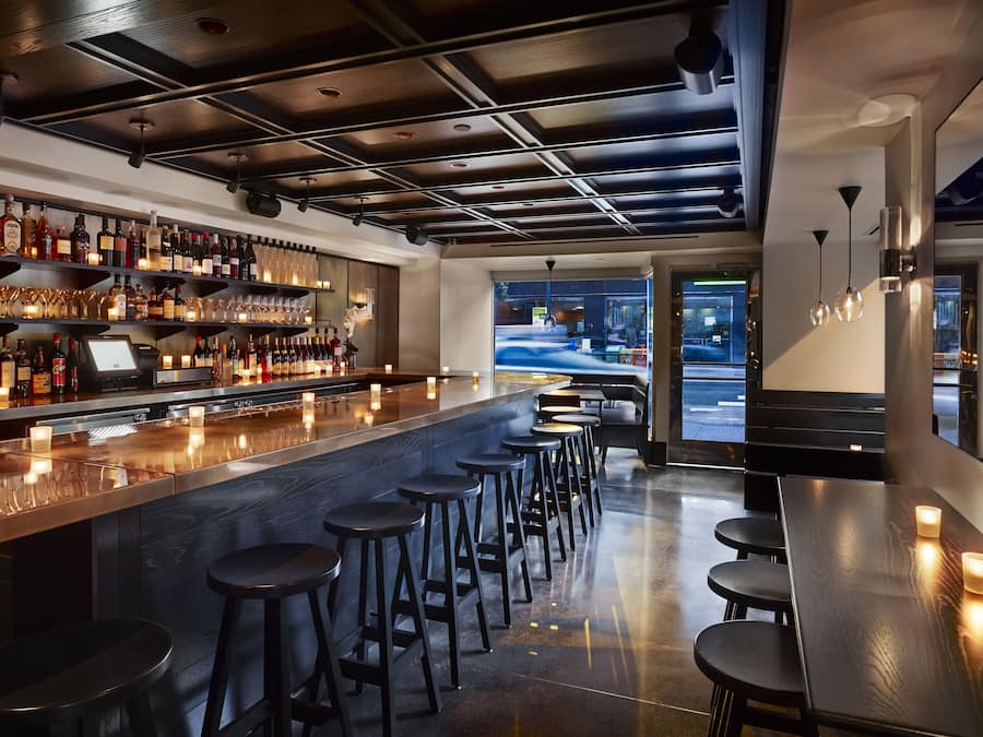 Bar (en la propiedad)