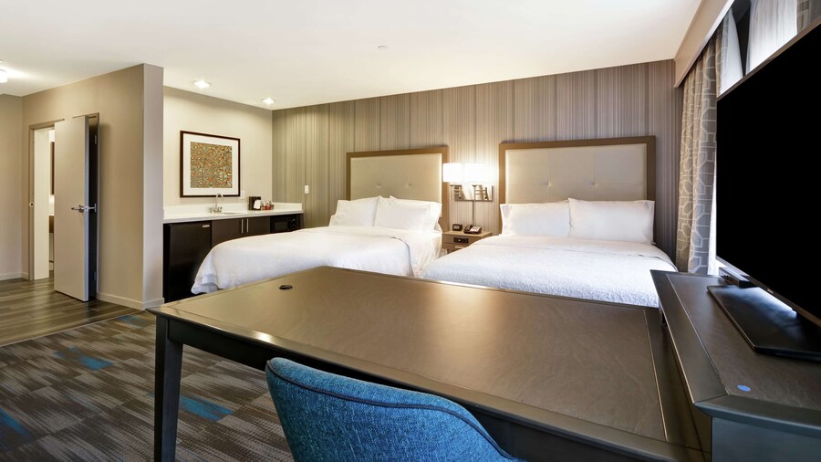 Hampton Inn & Suites Los Angeles Burbank Airport