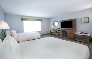 防过敏的被褥、客房内保险箱、办公桌、笔记本电脑工作区