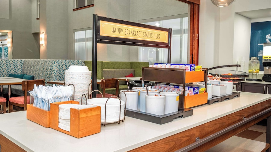 Hampton Inn & Suites Fort Worth-West-I-30