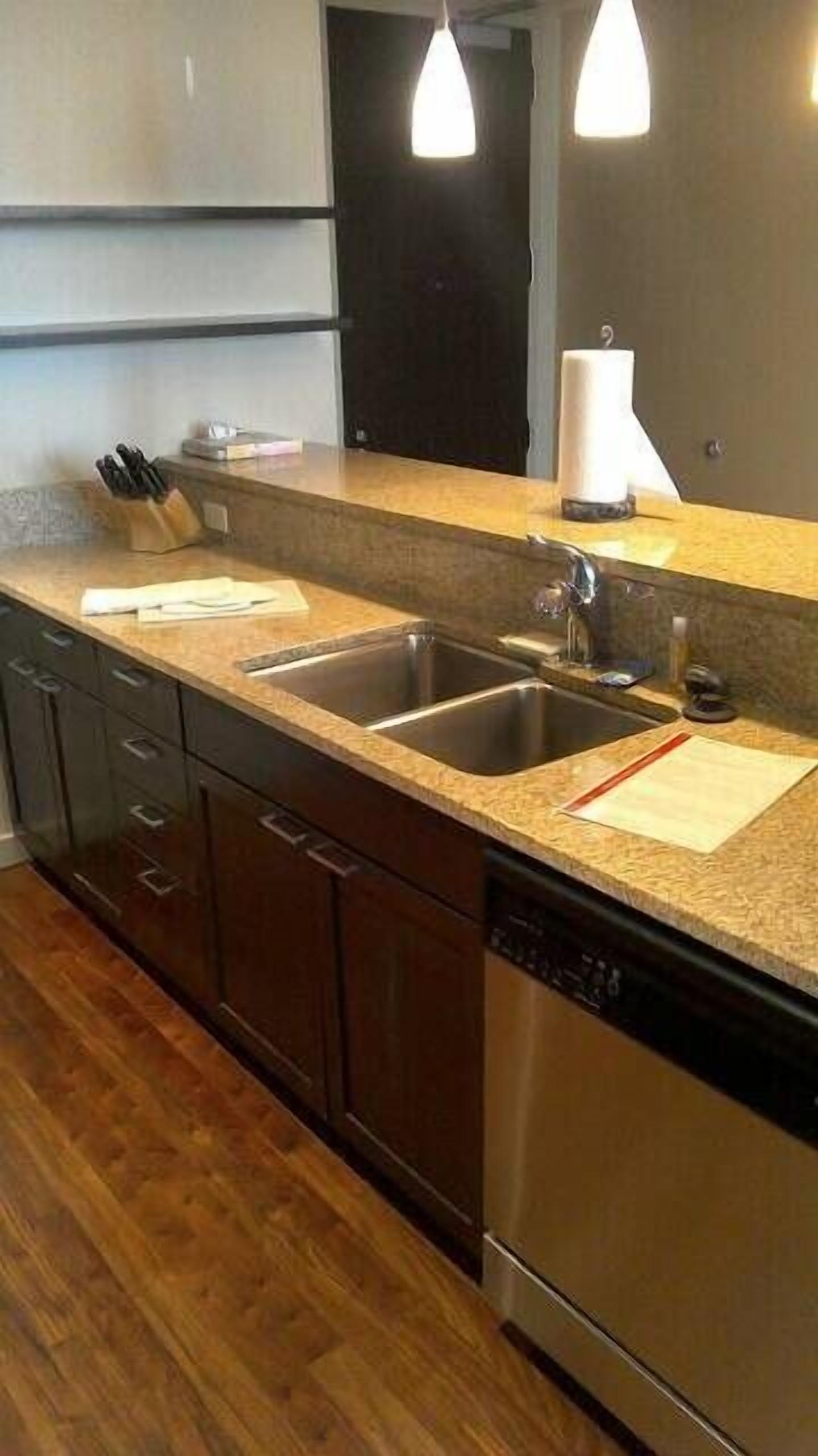 Executive appartement, 1 slaapkamer | Privékeuken | Een koelkast, een magnetron, een vaatwasser