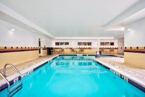 Indoor pool - Springhill Suites by Marriott Erie (Erie)
