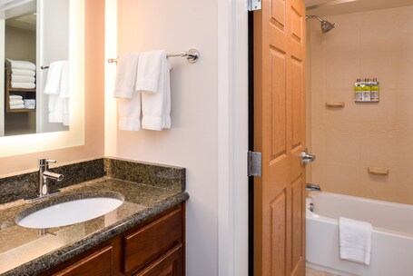 Staybridge Suites Indianapolis Downtown Convention Center, an IHG Hotel - Image 19